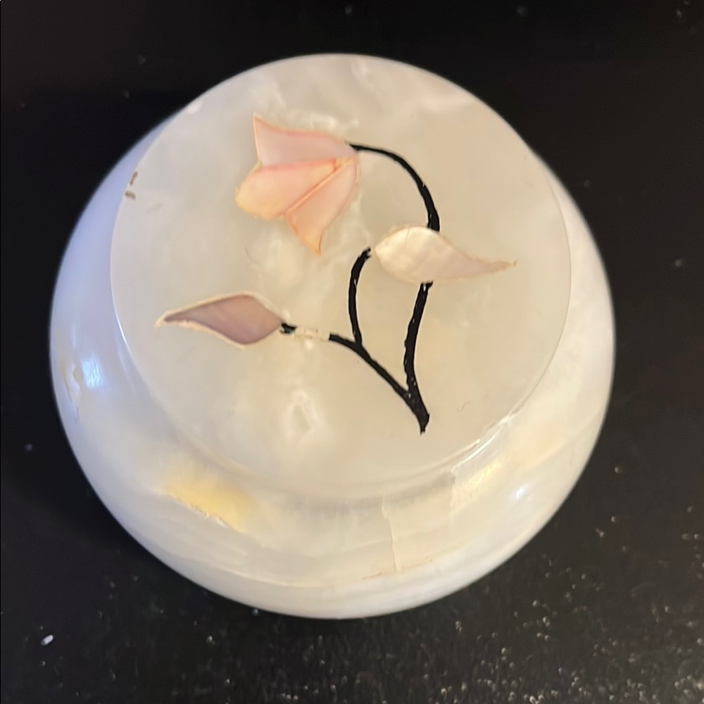 Elegant Mother of Pearl Trinket Box